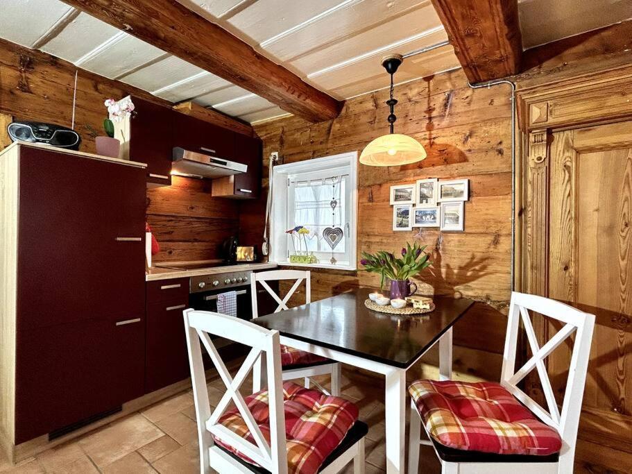 Rustikales Studio-Apartment Blockstube Im Haus Selma Grossschoenau Luaran gambar