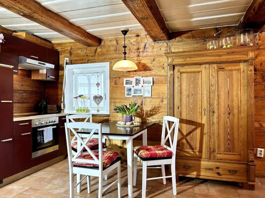 Rustikales Studio-Apartment Blockstube Im Haus Selma Grossschoenau Luaran gambar